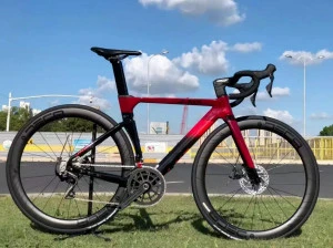 Kāpēc oglekļa šķiedras velosipēdi ir dārgāki?