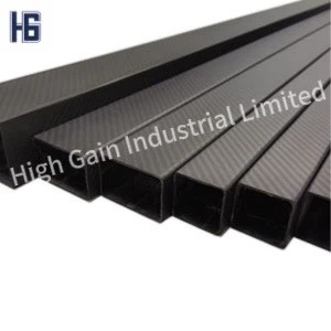 Oglekļa šķiedras trīsstūra caurule